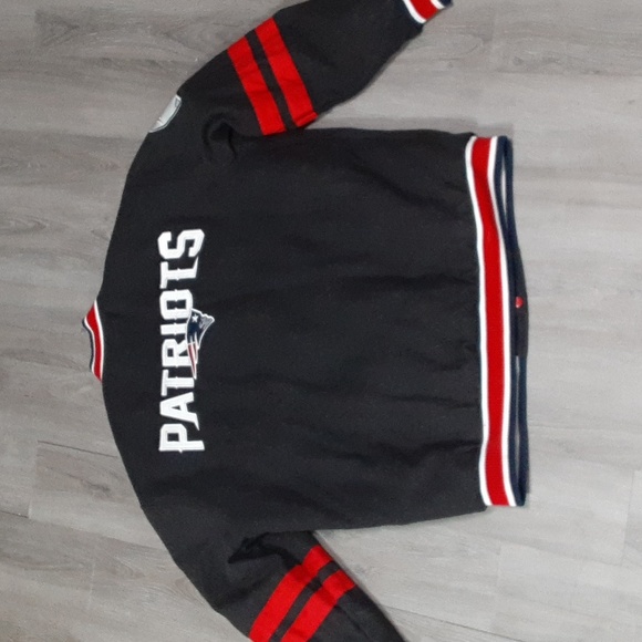 New England Patriots Varsity Reversible Wool Jacket - Picture 11 of 13